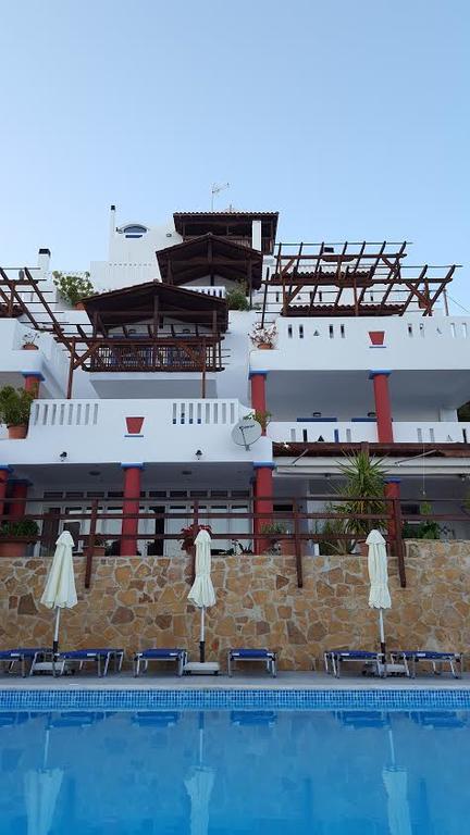 Sky Beach Hotel Agia Galini  Bagian luar foto