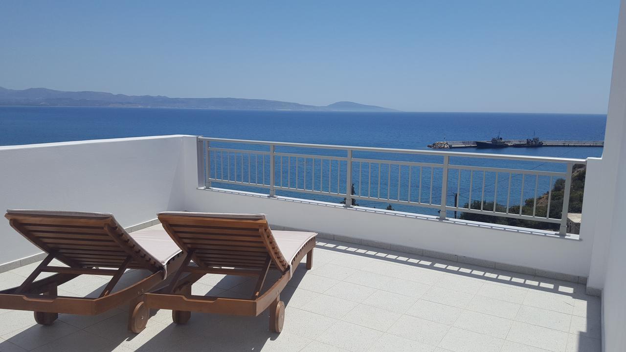 Sky Beach Hotel Agia Galini  Bagian luar foto